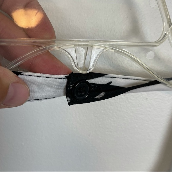 BB DAKOTA LARISSA BLACK & WHITE FLORAL MAXI DRESS - Picture 7 of 12